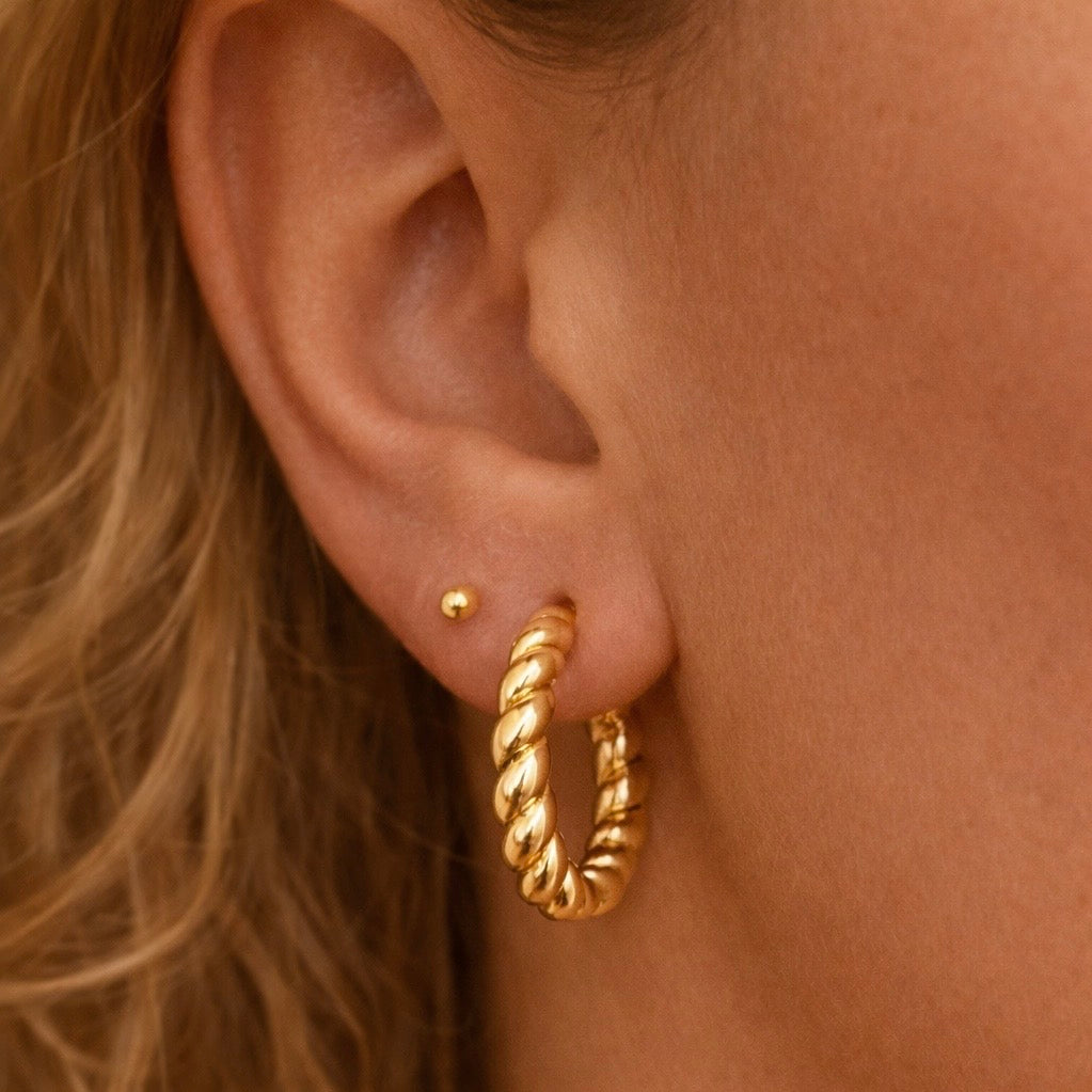 Twisted gold earrings