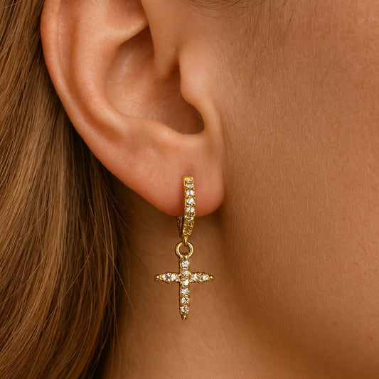 Single Sparkling earring - Cross
